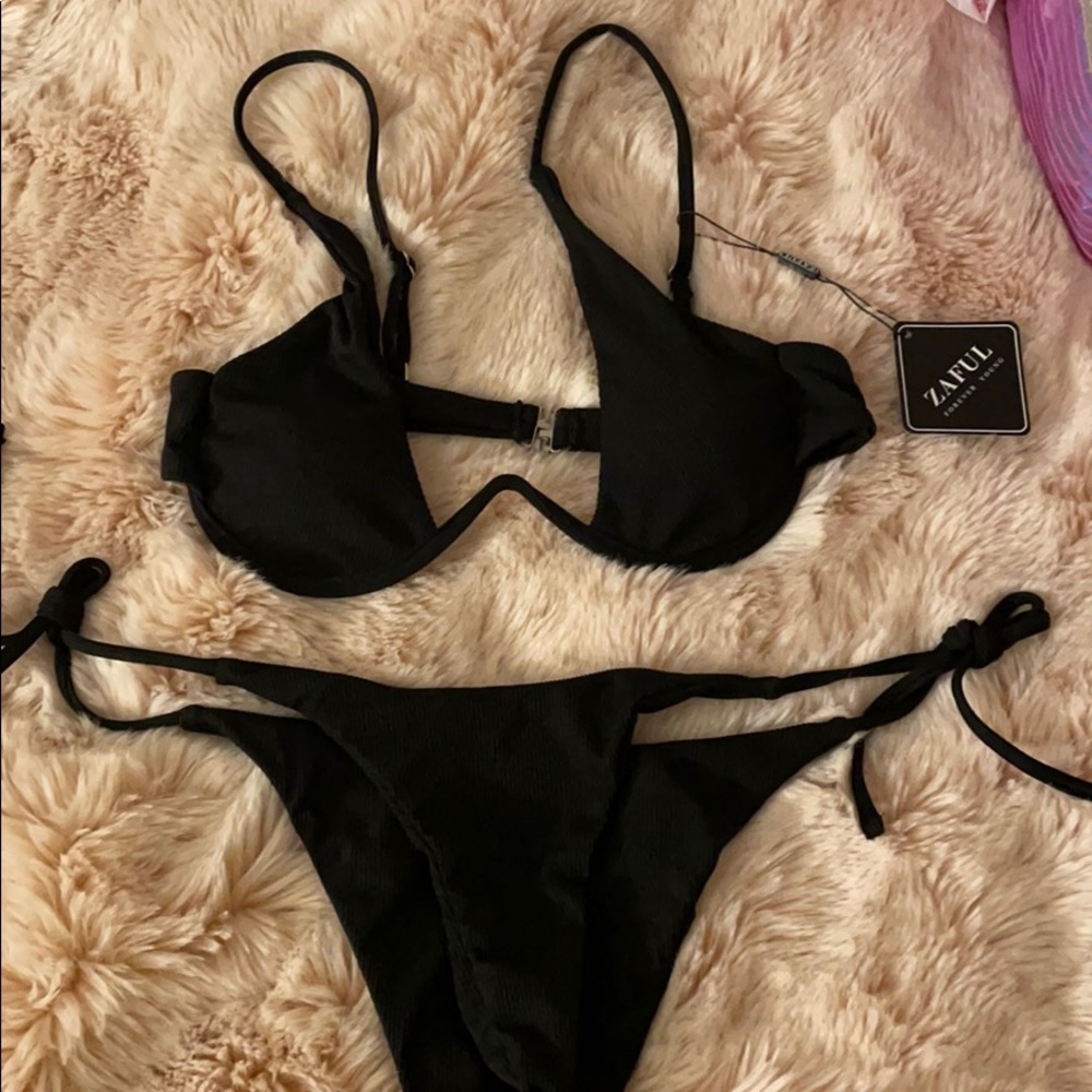 Zaful ribbed black bikini